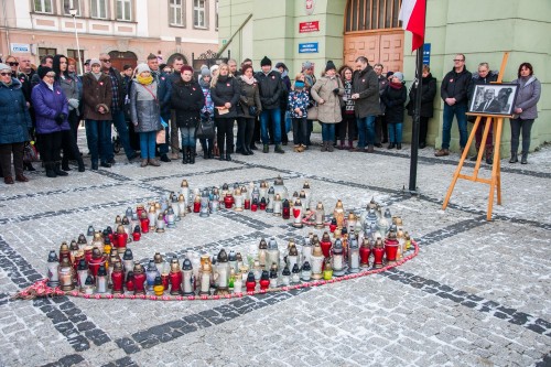Mieszkańcy Gryfowa Śląskiego uczcili pamięć Pawła Adamowicza