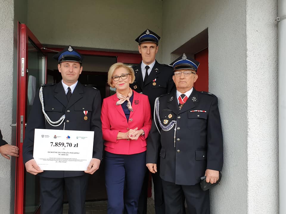 Promesy dla strażaków z Gminy Gryfów Śląski.