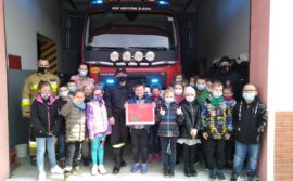 Dzieci pamiętają o święcie strażaków